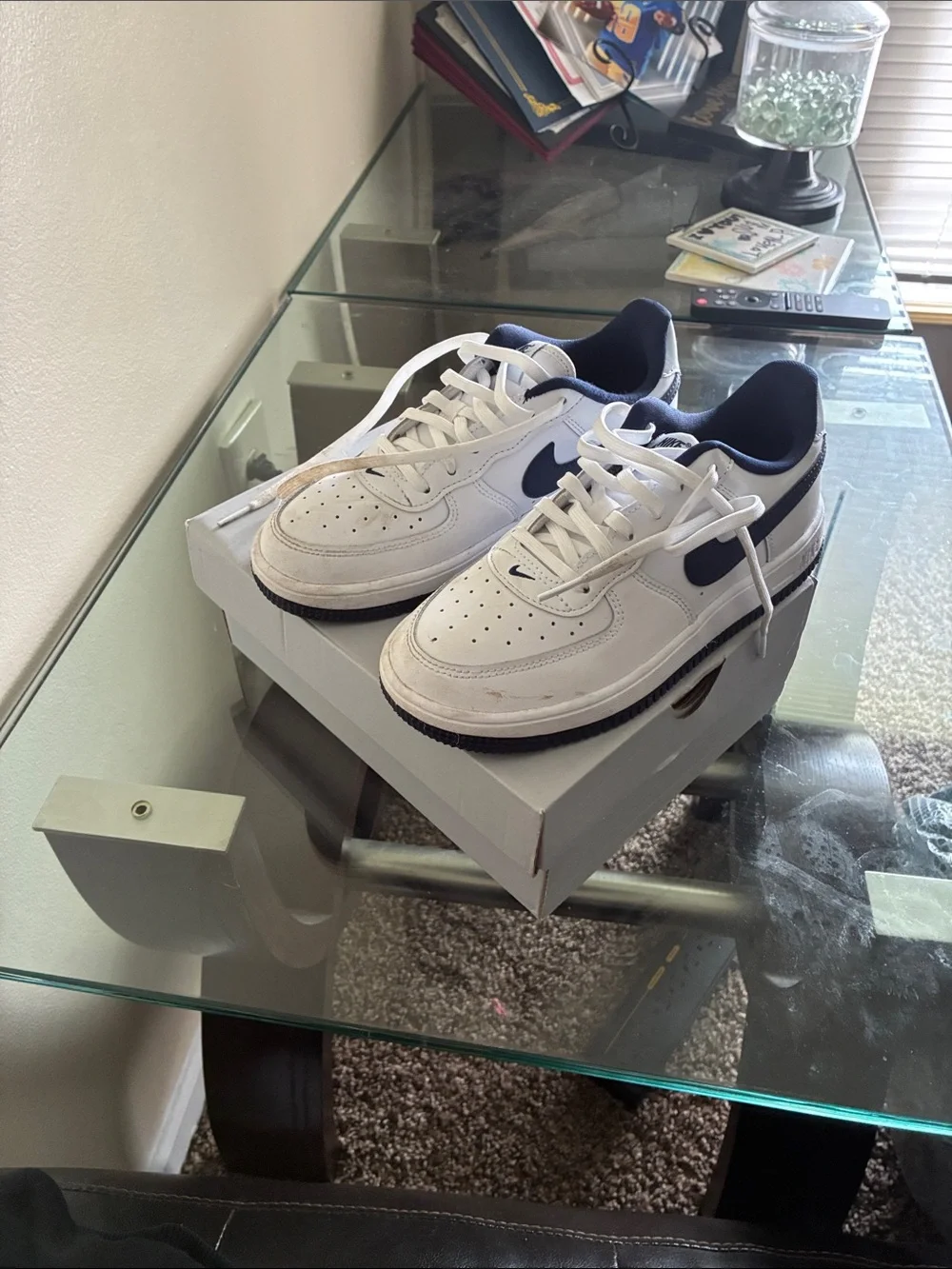 Nike White and Navy Low-Top Sneaker